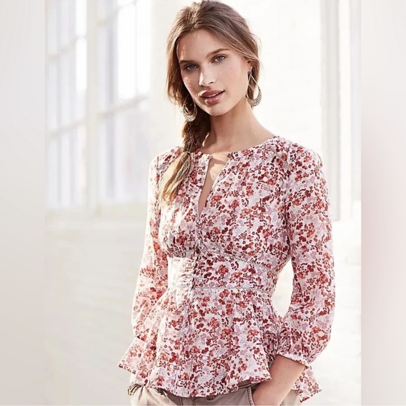 Anthropologie Moulinette Sours Red Floral Cotton/Silk
Amelie Blouse - Picture 3 of 15